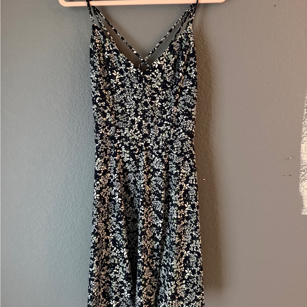 Nine Britton Black and White Floral Midi Dress